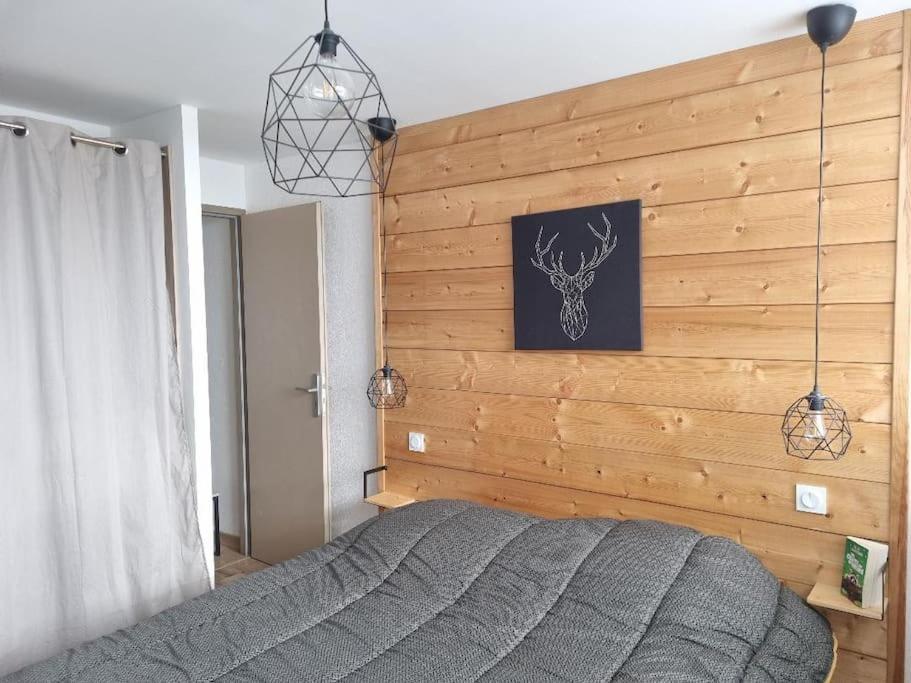 Appartement Tres Lumineux Egat ภายนอก รูปภาพ
